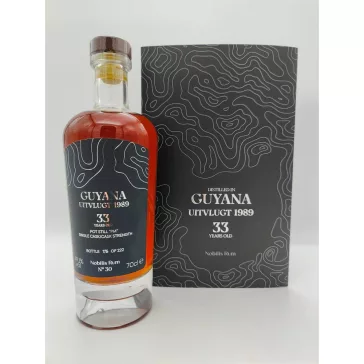 GUYANA UITVLUGT 1989 33Y 49,1% 0,7 L